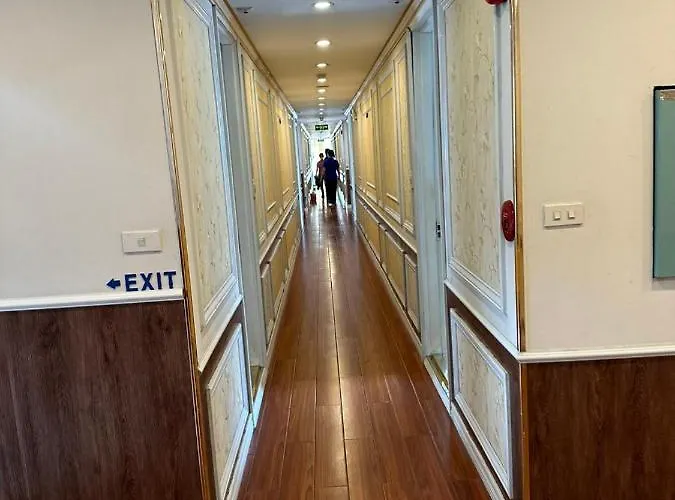 Aquamarine Royal Cruise 5* Ha Long