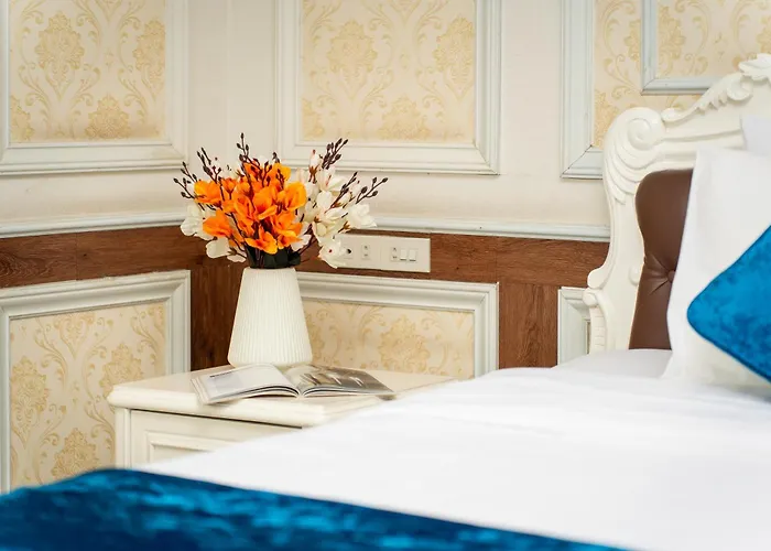 Botel Aquamarine Royal Cruise 5*